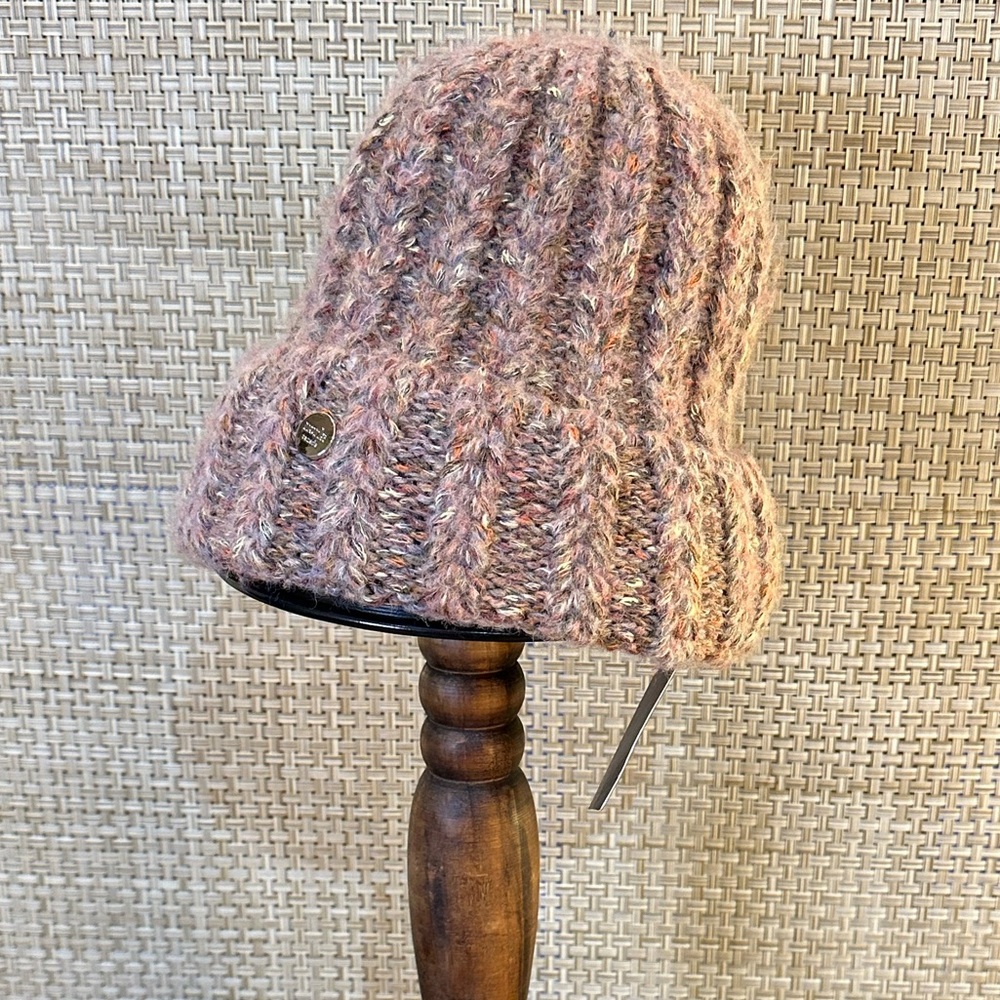 Norla Canada Handmade Variegated Tan Ribbed Wool Blend Knit Beanie Winter Hat